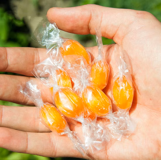 Papier de cellophane d'emballage alimentaire étanche transparent / clair / blanc pour l'emballage de cadeaux